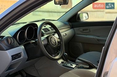 Седан Mazda 3 2004 в Запоріжжі