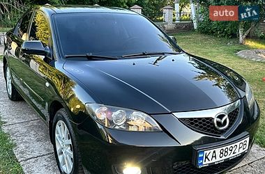Седан Mazda 3 2008 в Киеве