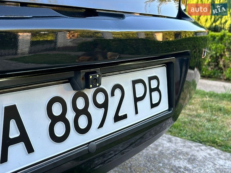 Седан Mazda 3 2008 в Киеве