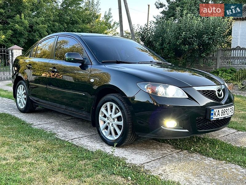 Седан Mazda 3 2008 в Киеве