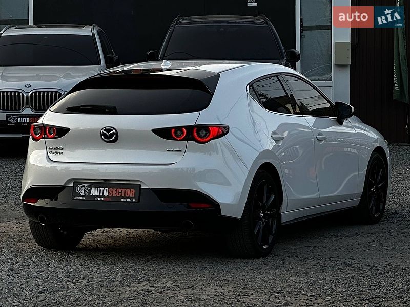 Хетчбек Mazda 3 2024 в Харкові