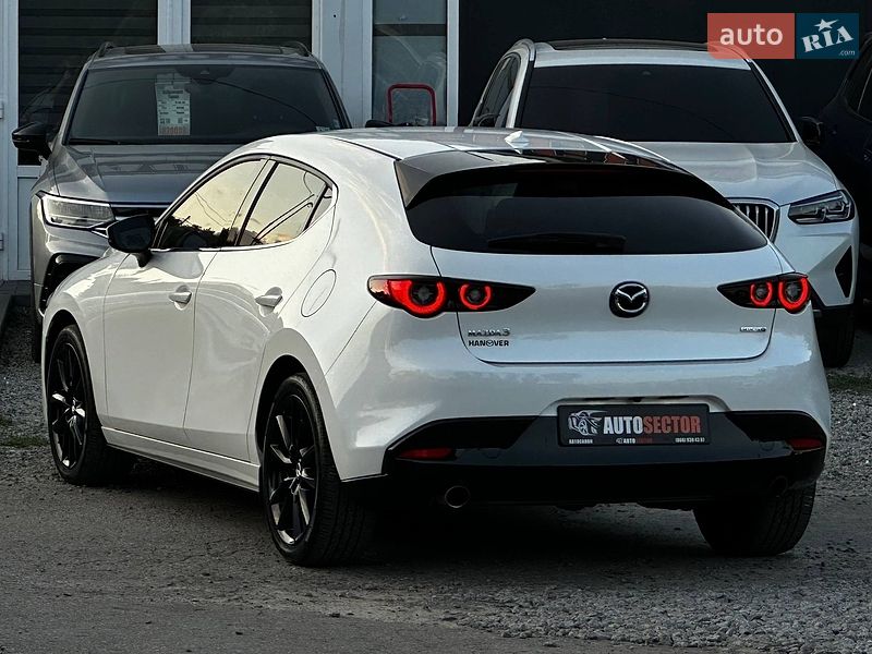 Хетчбек Mazda 3 2024 в Харкові