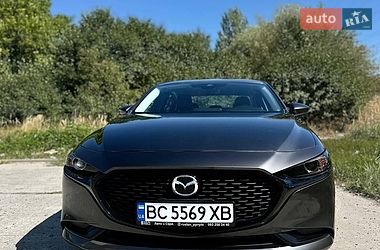 Седан Mazda 3 2018 в Львові