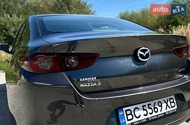 Седан Mazda 3 2018 в Львові