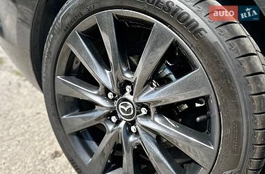 Седан Mazda 3 2018 в Львове