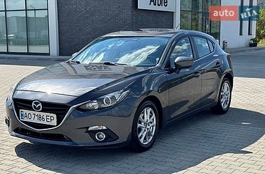 Хетчбек Mazda 3 2015 в Хусті