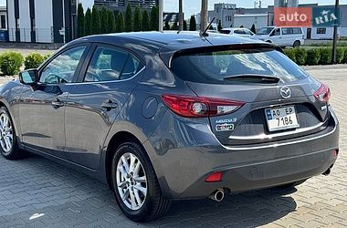 Хетчбек Mazda 3 2015 в Хусті