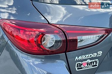 Хетчбек Mazda 3 2015 в Хусті