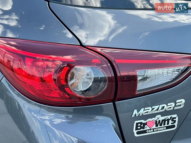 Хетчбек Mazda 3 2015 в Хусті