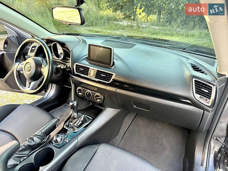 Хэтчбек Mazda 3 2016 в Харькове фото 22 Хэтчбек Mazda 3 2016 в Харькове