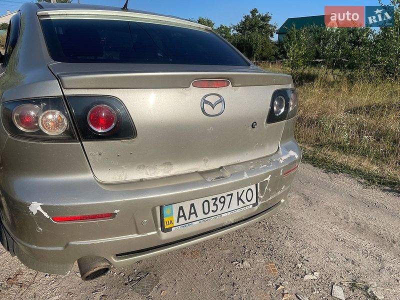 Седан Mazda 3 2006 в Киеве
