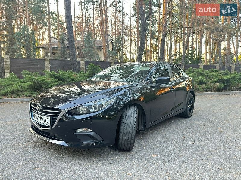 Mazda 3 2015