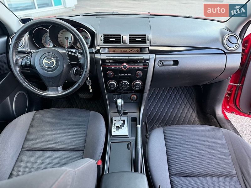 Хэтчбек Mazda 3 2009 в Днепре