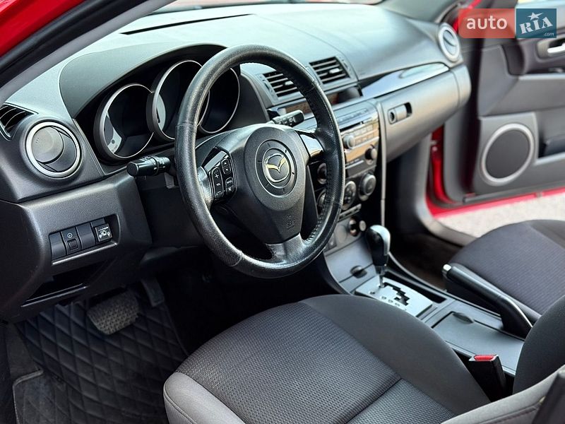 Хэтчбек Mazda 3 2009 в Днепре