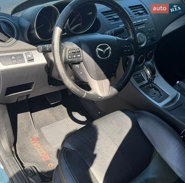 Седан Mazda 3 2010 в Києві