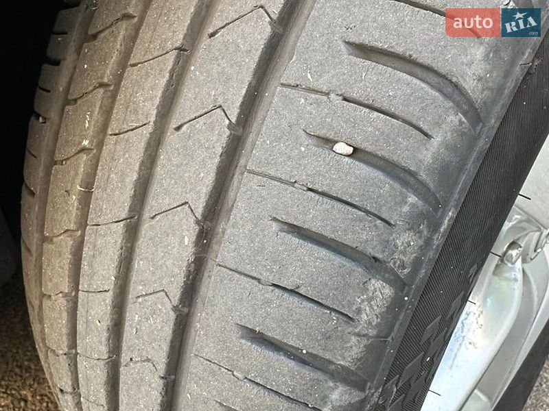 Седан Mazda 3 2006 в Днепре