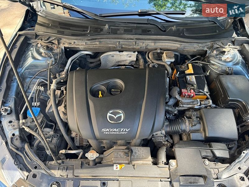 Седан Mazda 3 2014 в Луцке