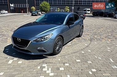 Седан Mazda 3 2014 в Луцке