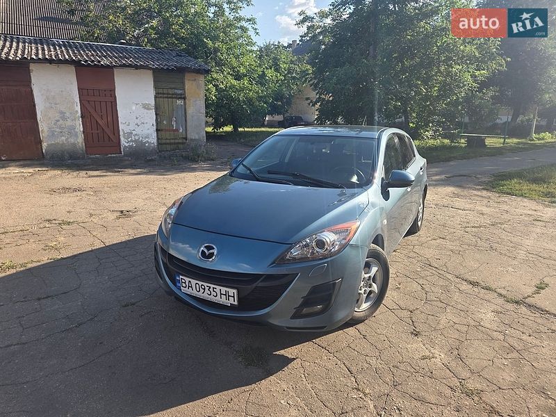 Хэтчбек Mazda 3 2010 в Желтых Водах