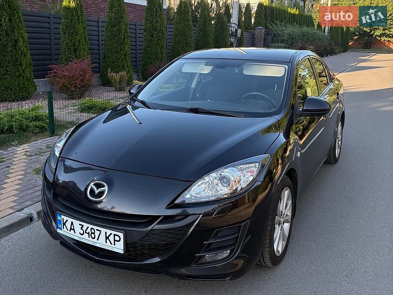 Седан Mazda 3 2010 в Киеве фото Седан Mazda 3 2010 в Киеве