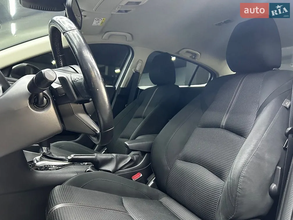 2016 Mazda 3 - мініатюра 12