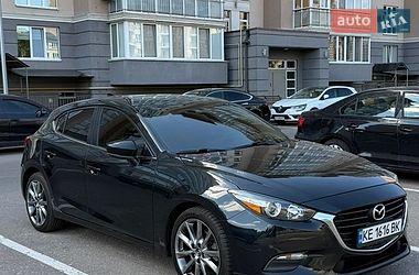 Хетчбек Mazda 3 2018 в Дніпрі