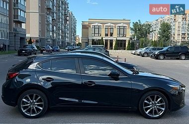 Хетчбек Mazda 3 2018 в Києві