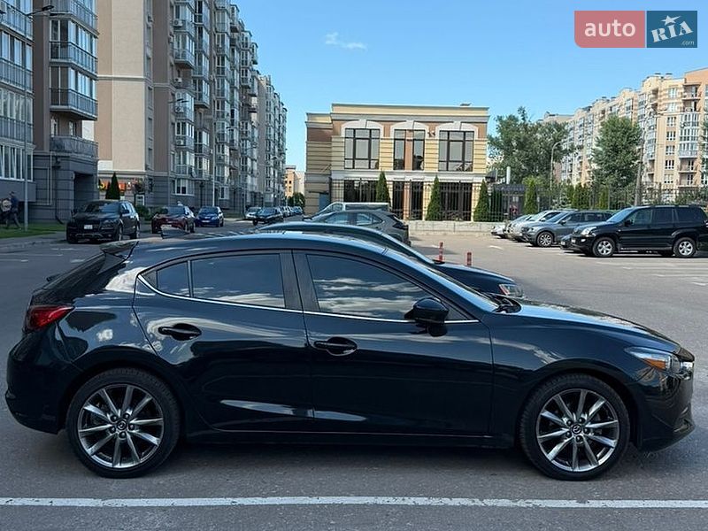Хетчбек Mazda 3 2018 в Києві
