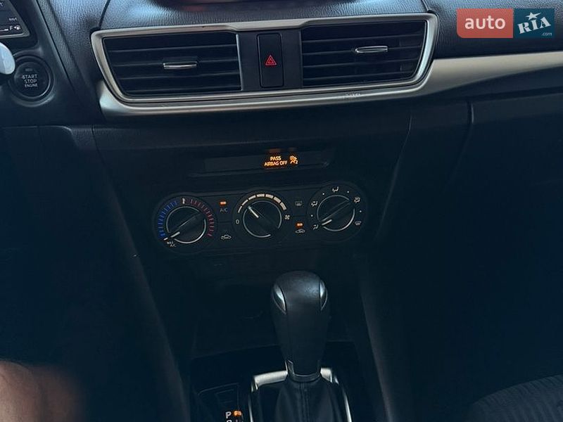 Седан Mazda 3 2016 в Хотянівці фото 13 Седан Mazda 3 2016 в Хотянівці