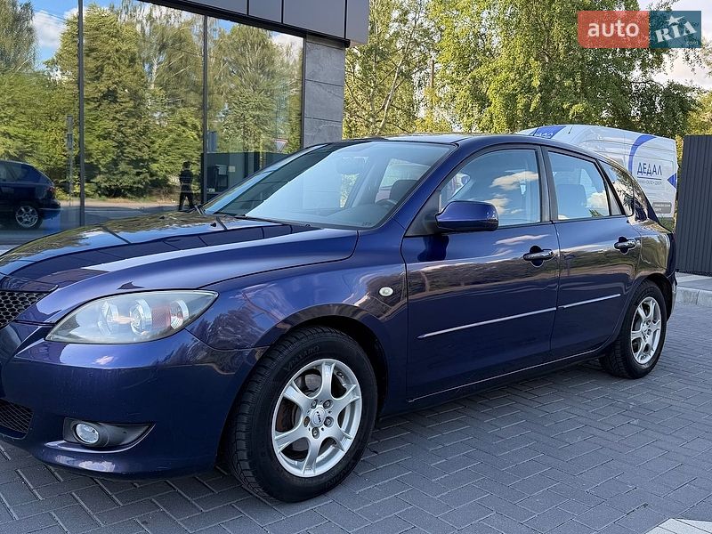 Хэтчбек Mazda 3 2003 в Луцке