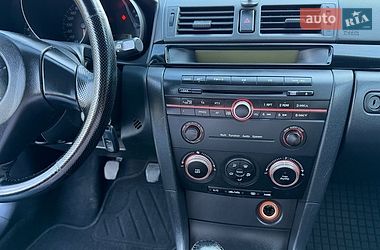 Хэтчбек Mazda 3 2003 в Луцке