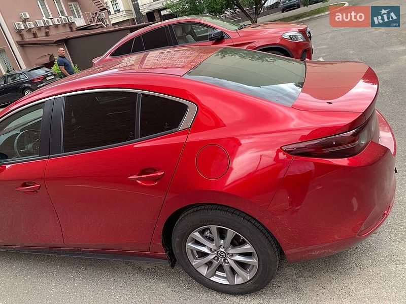 Седан Mazda 3 2019 в Києві