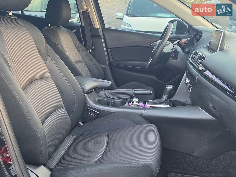 Хэтчбек Mazda 3 2014 в Одессе