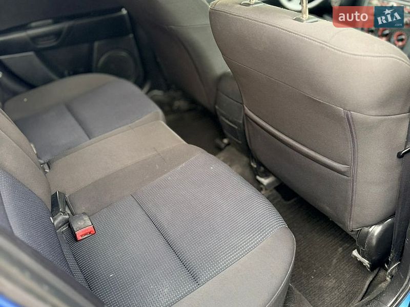 Хетчбек Mazda 3 2003 в Білій Церкві