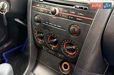 Хетчбек Mazda 3 2003 в Білій Церкві