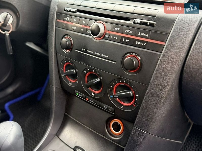 Хетчбек Mazda 3 2003 в Білій Церкві
