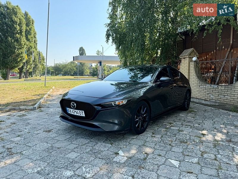 Mazda 3 2019