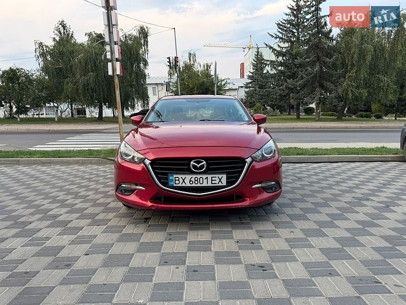 Седан Mazda 3 2015 в Хмельницком