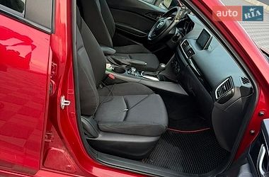 Седан Mazda 3 2015 в Хмельницком