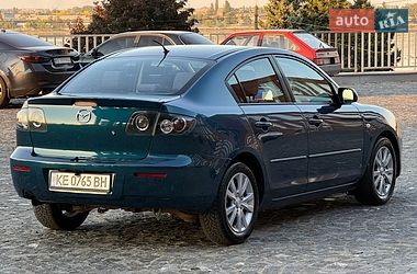 Седан Mazda 3 2007 в Дніпрі