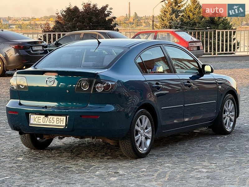 Седан Mazda 3 2007 в Дніпрі