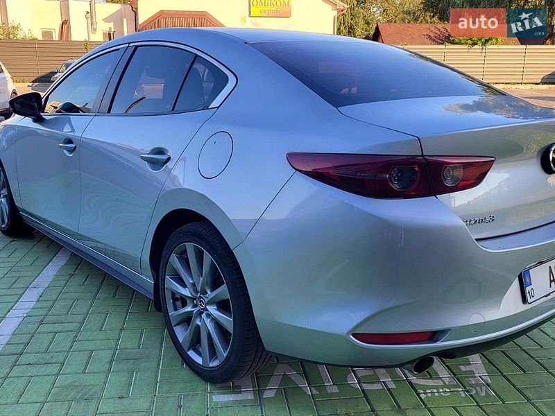 Седан Mazda 3 2020 в Черкасах
