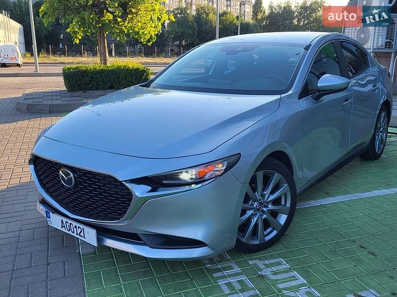 Седан Mazda 3 2020 в Черкасах