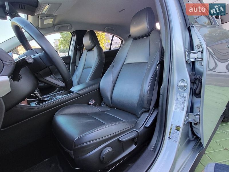 Седан Mazda 3 2020 в Черкасах