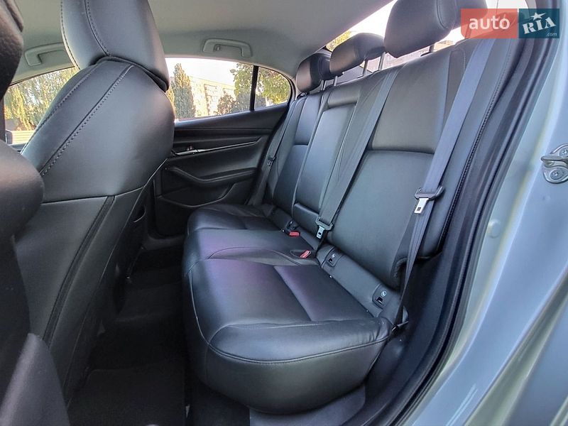 Седан Mazda 3 2020 в Черкассах