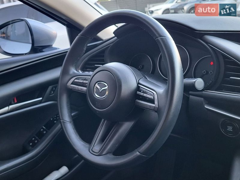 Седан Mazda 3 2020 в Черкассах
