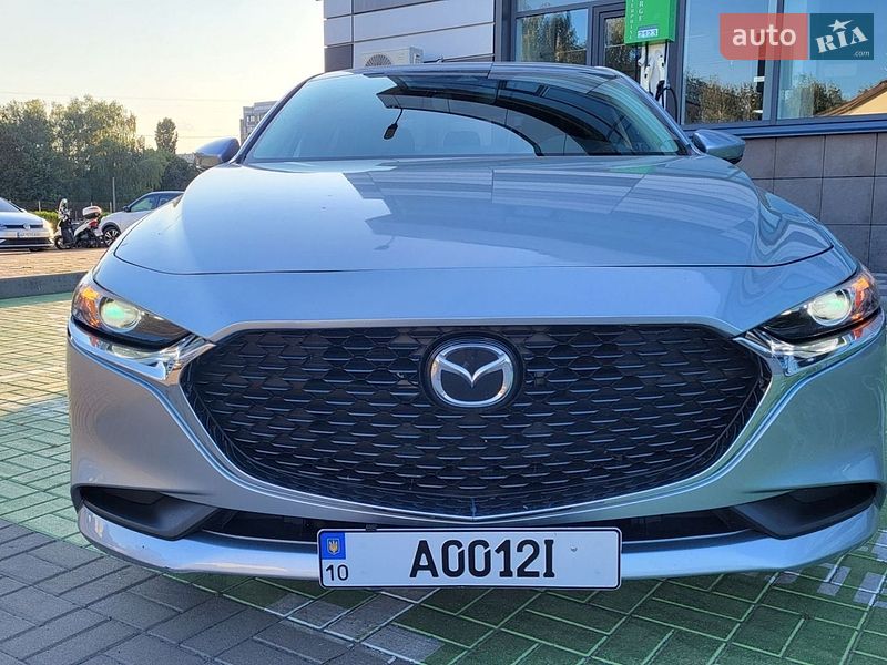 Седан Mazda 3 2020 в Черкассах