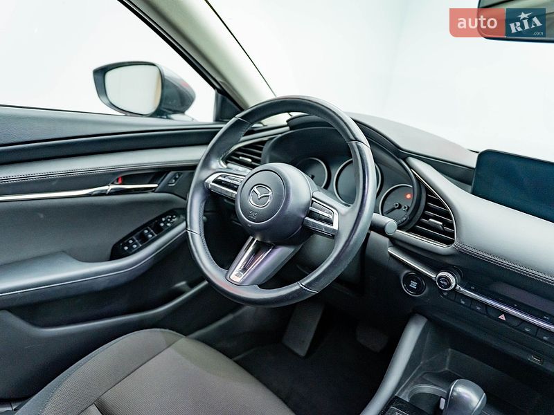 Седан Mazda 3 2019 в Києві