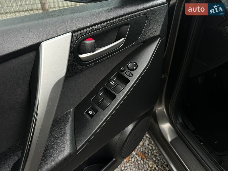 Хэтчбек Mazda 3 2010 в Виннице