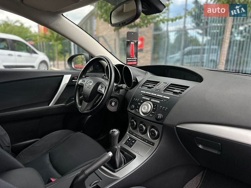 Хетчбек Mazda 3 2010 в Вінниці